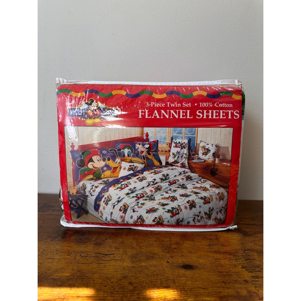 Vintage Disney Mickey for Kids Flannel Sheet Set Twin 3pc Winter Christmas NOS